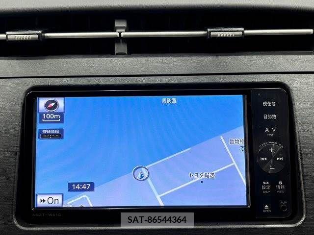 Toyota PRIUS 2011-06 393344-2