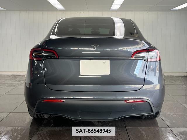 Tesla MODEL Y 2023-02 346308-16