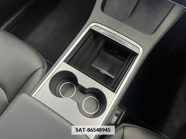 Tesla MODEL Y 2023-02 346308-11