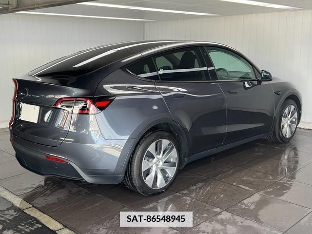Tesla MODEL Y 2023-02 346308-2