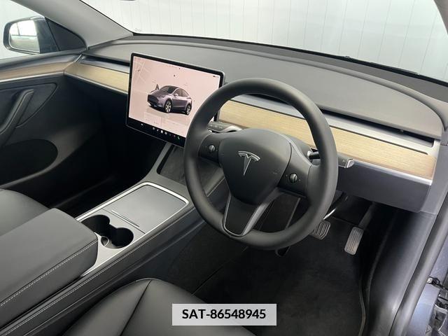 Tesla MODEL Y 2023-02 346308-1