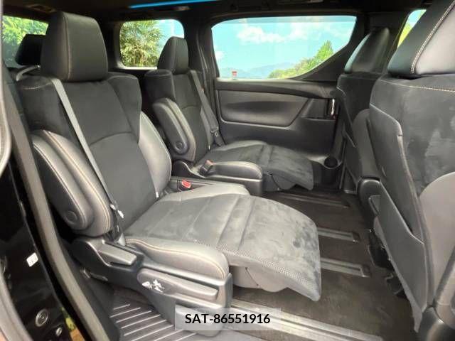 Toyota ALPHARD 2022-08 276886-9