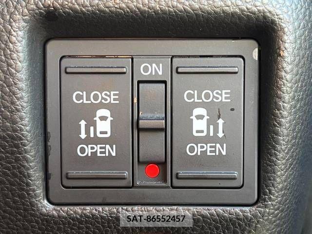 Honda N BOX CUSTOM 2018-12 364878-5
