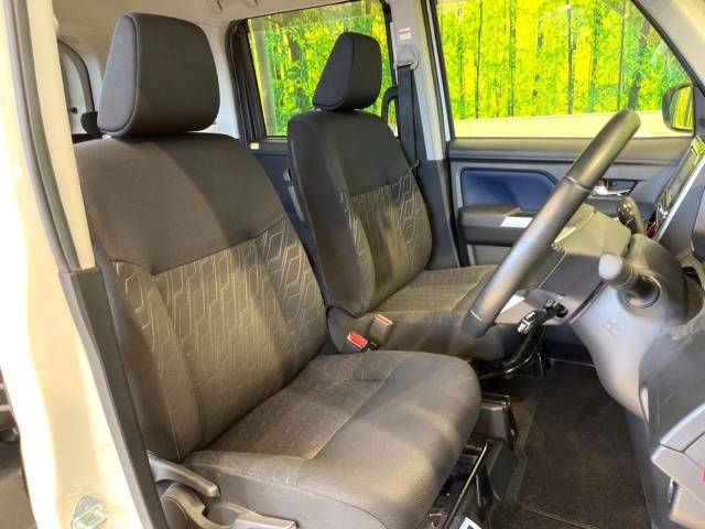 Toyota ROOMY 2018-10 6642-8