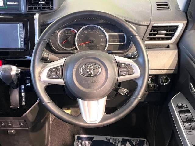 Toyota ROOMY 2018-10 6642-11