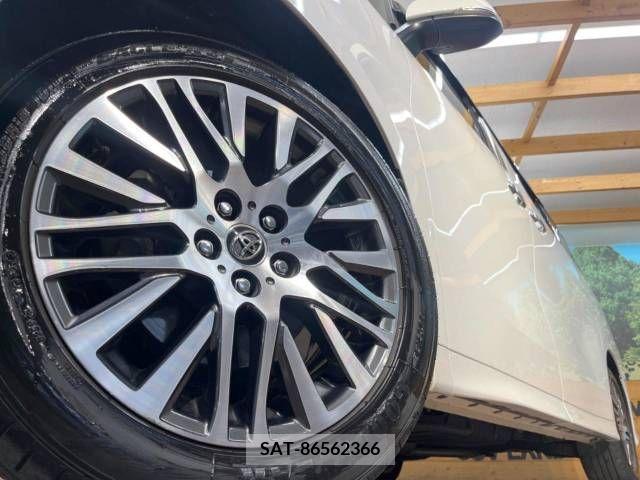 Toyota ALPHARD 2018-01 381674-14