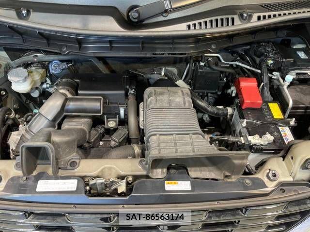 Suzuki SPACIA 2019-08 209919-18