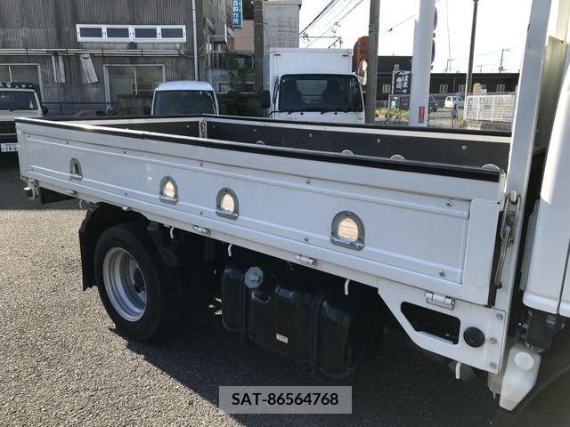 Isuzu ELF TRUCK 2018-01 353725-15