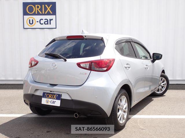 Mazda DEMIO 2019-10 328370-2