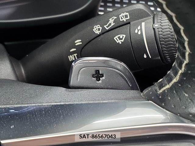 Volvo XC40 2018-07 290660-7