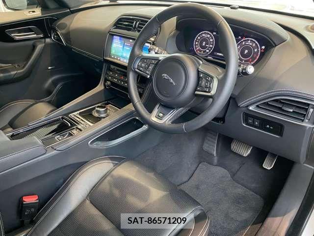 Jaguar F-PACE 2020-09 200476-10