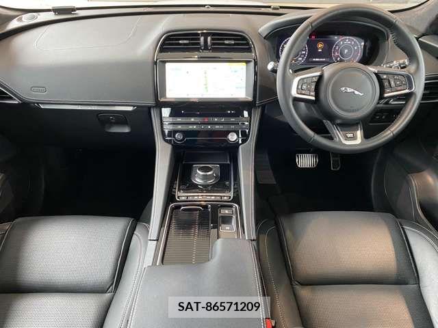 Jaguar F-PACE 2020-09 200476-9