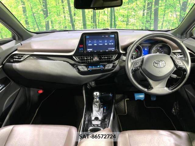 Toyota C-HR 2018-05 357807-1