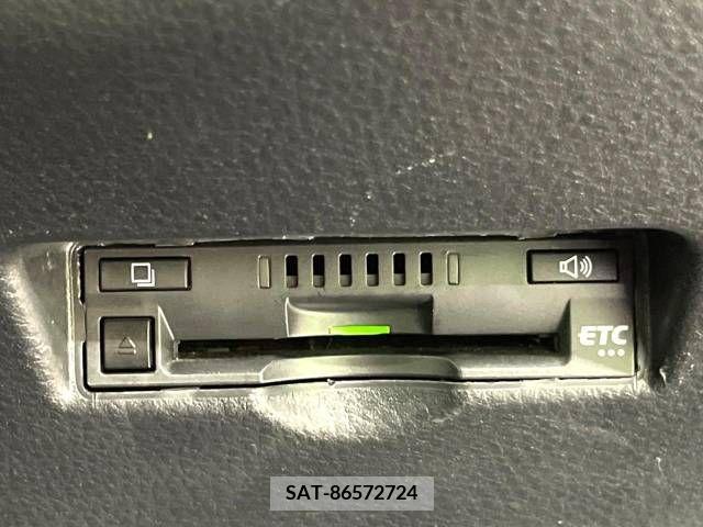 Toyota C-HR 2018-05 357807-4