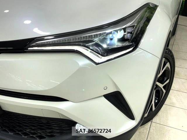 Toyota C-HR 2018-05 357807-12