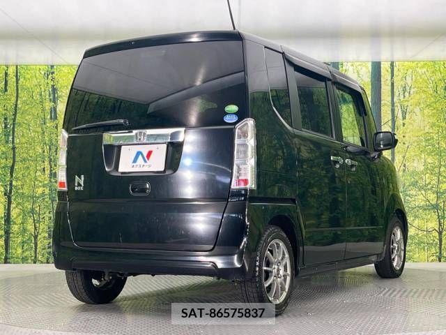 Honda N BOX 2016-02 306645-17