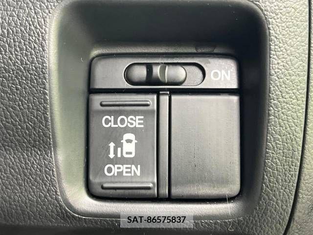 Honda N BOX 2016-02 306645-2