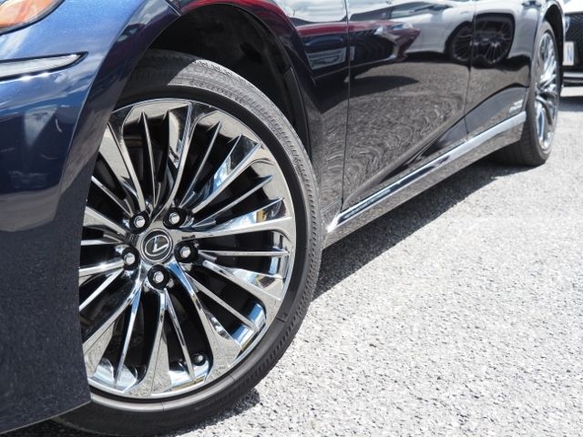Lexus LS 2018-06 6363-9