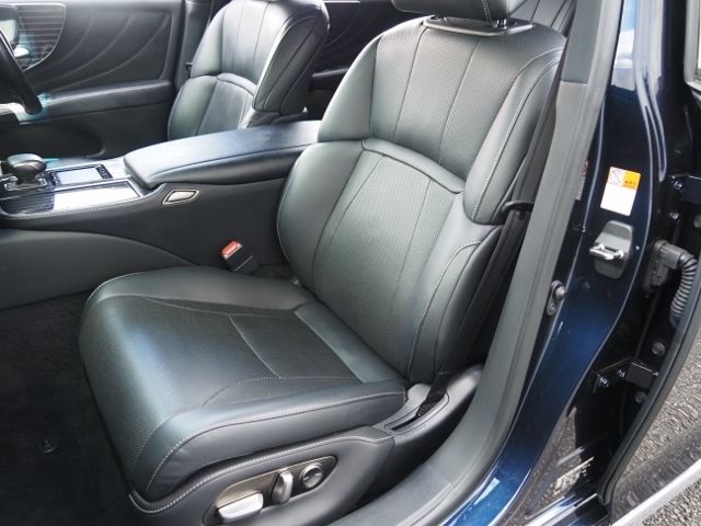 Lexus LS 2018-06 6363-13