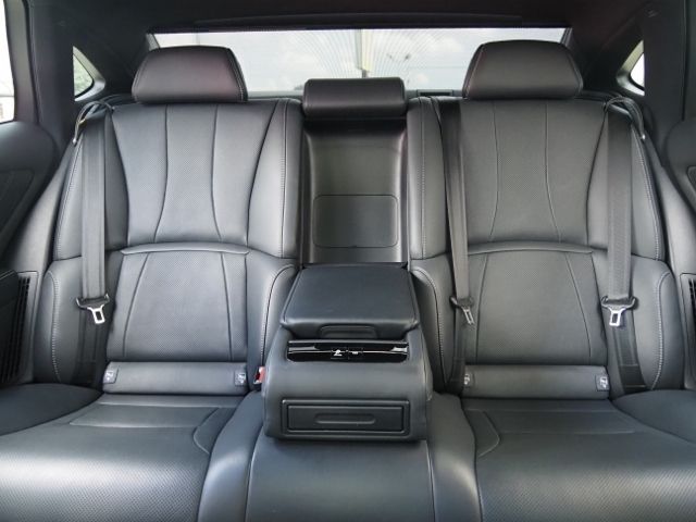 Lexus LS 2018-06 6363-14