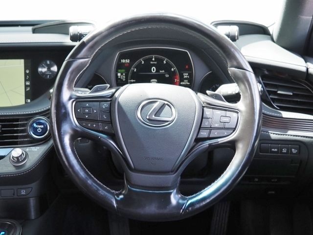 Lexus LS 2018-06 6363-20