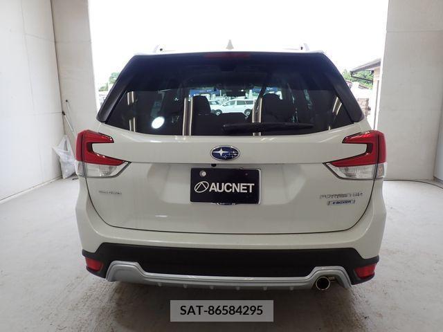Subaru FORESTER 2021-11 270280-3