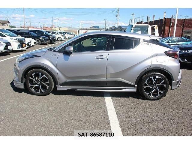 Toyota C-HR 2017-11 213234-6