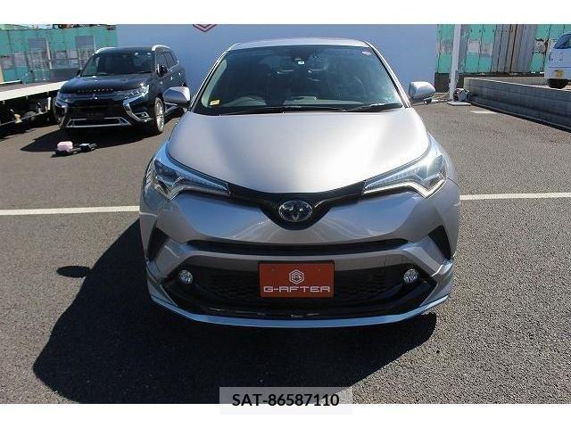 Toyota C-HR 2017-11 213234-5