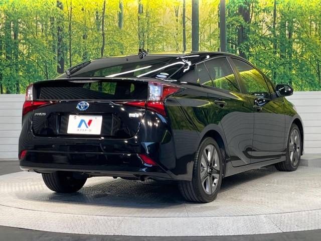 Toyota PRIUS 2020-11 185067-17