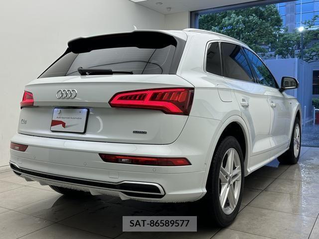 Audi Q5 2020-07 261336-1