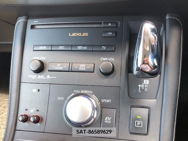 Lexus CT 2011-07 391806-19