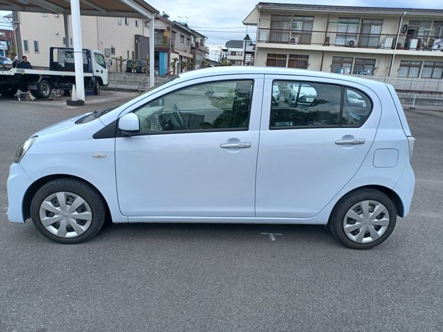 Toyota PIXIS EPOCH 2017-05 2037-4