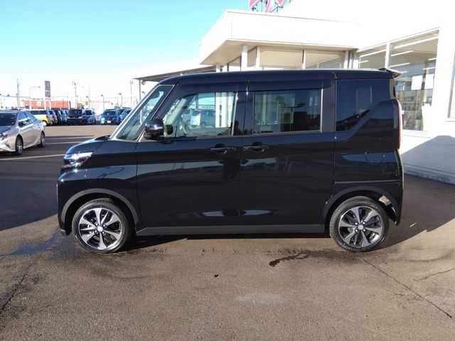 Mitsubishi EK X SPACE 2022-06 192048-4