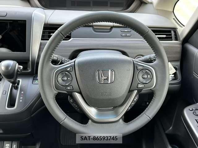 Honda FREED 2023-12 211753-8