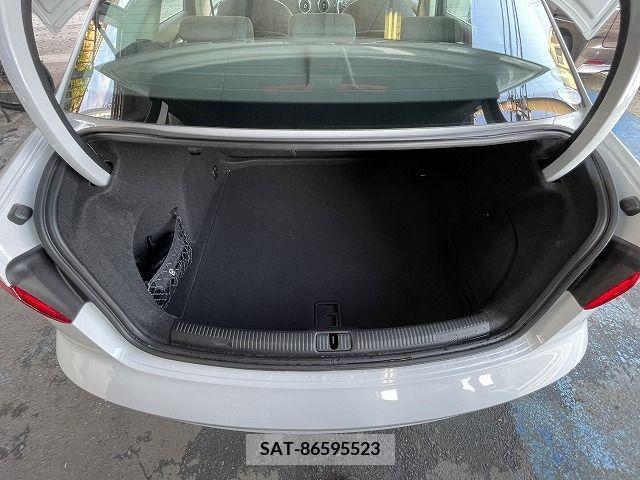 Audi A3 SEDAN 2015-06 378114-19