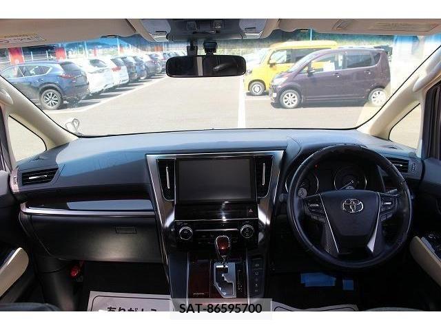 Toyota ALPHARD 2017-05 281544-15