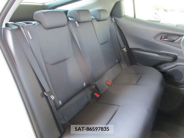 Toyota PRIUS 2023-11 322664-17
