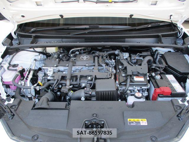 Toyota PRIUS 2023-11 322664-12