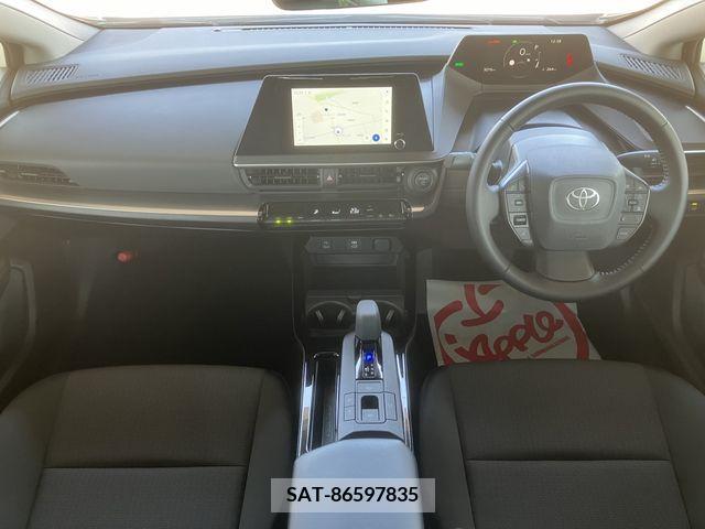 Toyota PRIUS 2023-11 322664-1