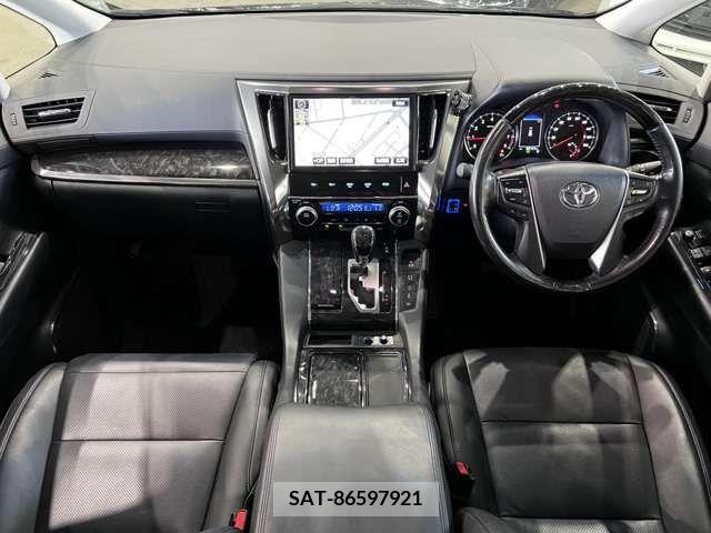 Toyota VELLFIRE 2018-03 303627-16