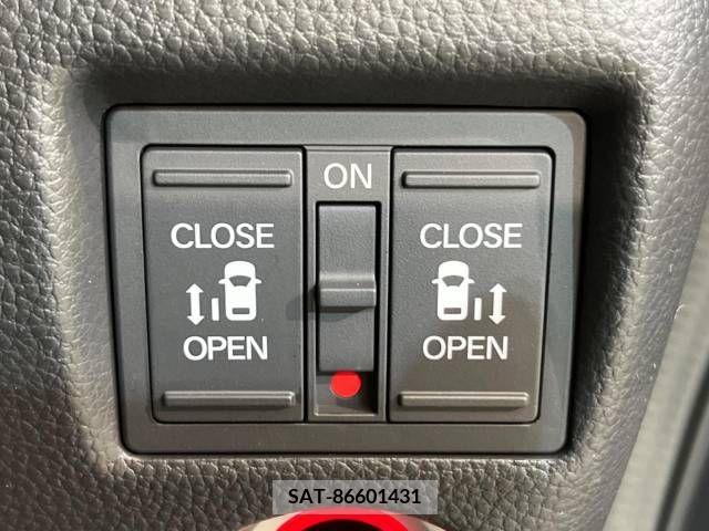 Honda N BOX CUSTOM 2022-11 364922-3