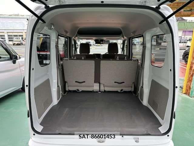 Suzuki EVERY 2022-11 216614-12
