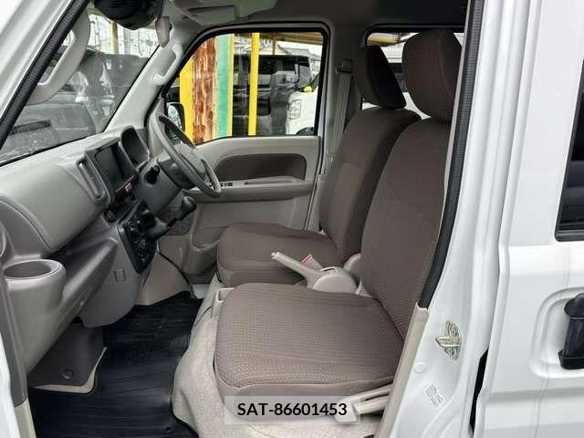 Suzuki EVERY 2022-11 216614-4