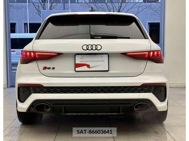 Audi RS3 SPORTBACK 2023-06 320137-3