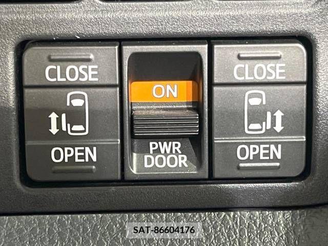 Toyota VOXY 2019-07 321626-4