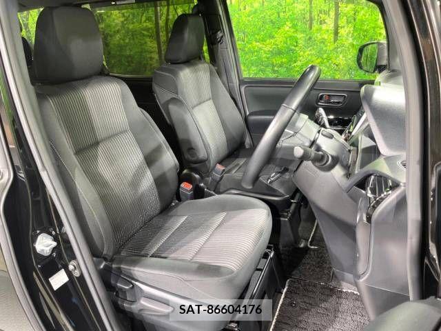 Toyota VOXY 2019-07 321626-8