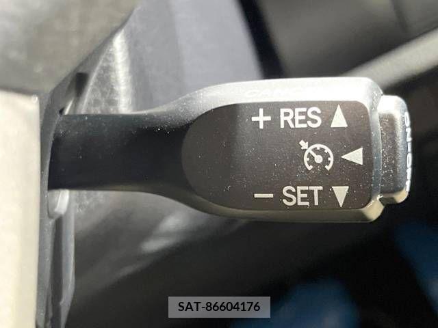 Toyota VOXY 2019-07 321626-6