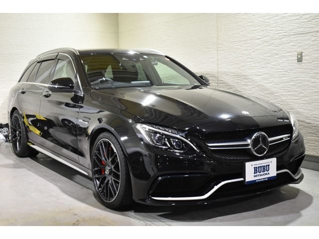 Amg C-CLASS 2017-03 20540-0