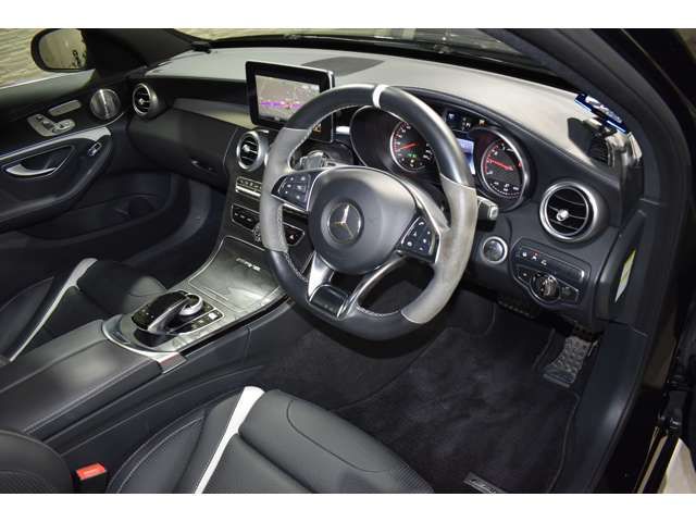 Amg C-CLASS 2017-03 20540-2