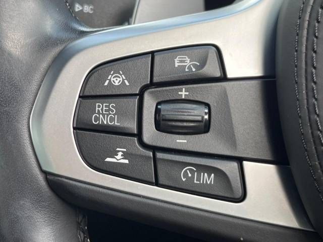 Bmw 5 SERIES 2019-01 22727-6